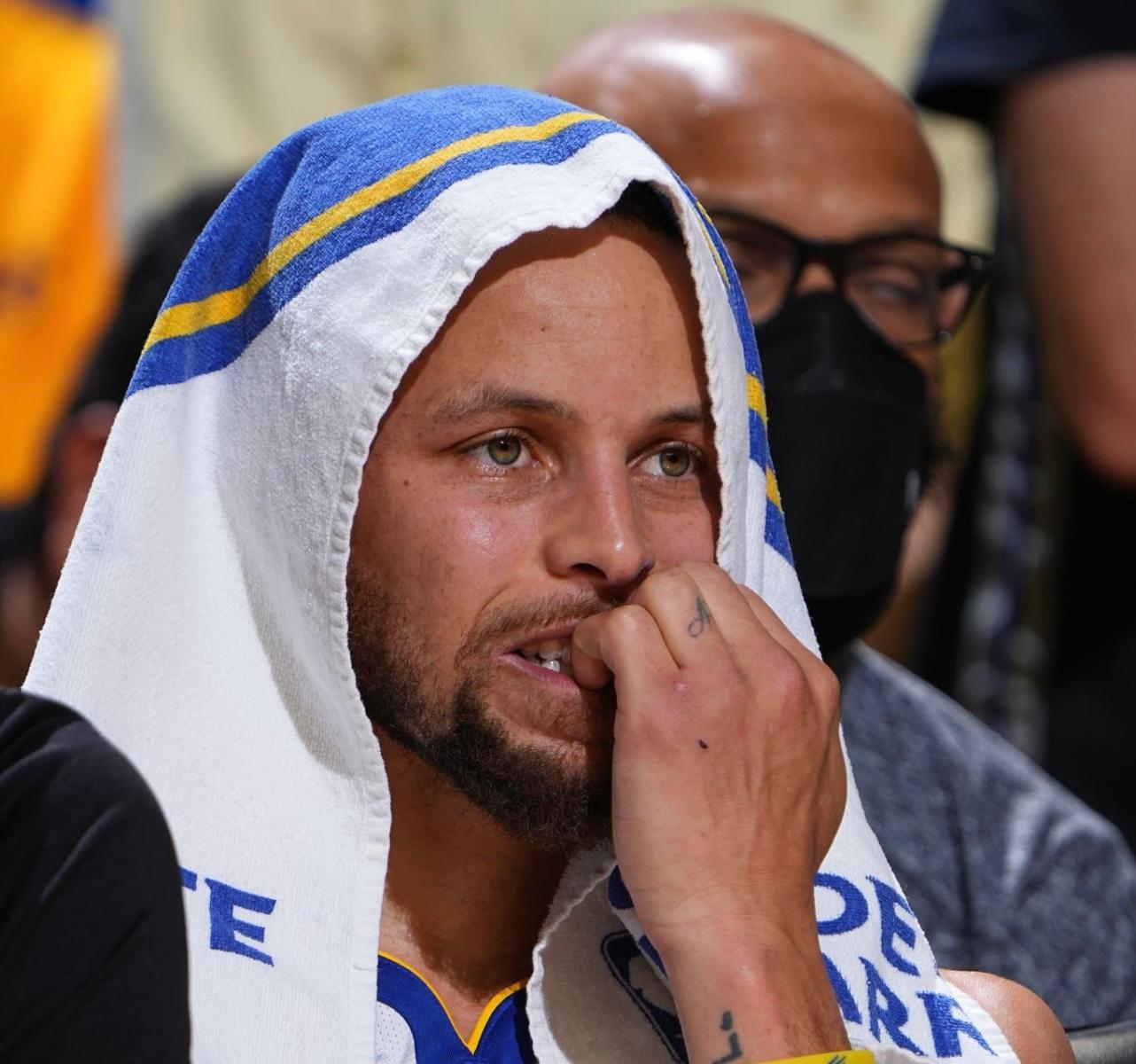 美媒曝光勇士潜在5巨头！击溃湖人快船不是梦，年轻5岁能拿五连冠