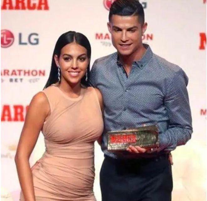 C罗放弃世界杯？若塔去世，谁注意C罗表态，原因曝光，乔妹支持