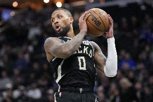 利拉德转推：我是全明星首发&amp;MVP、NBA杯冠军 雄鹿50年来最强控卫