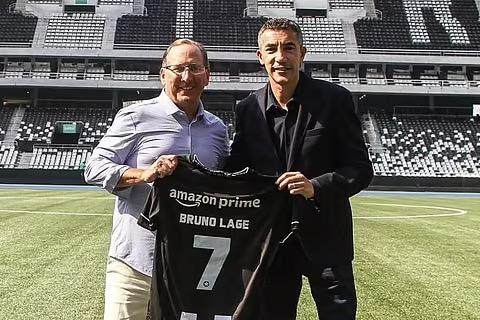 APP 下载-没有人比这个美国佬更懂“当被告”的滋味