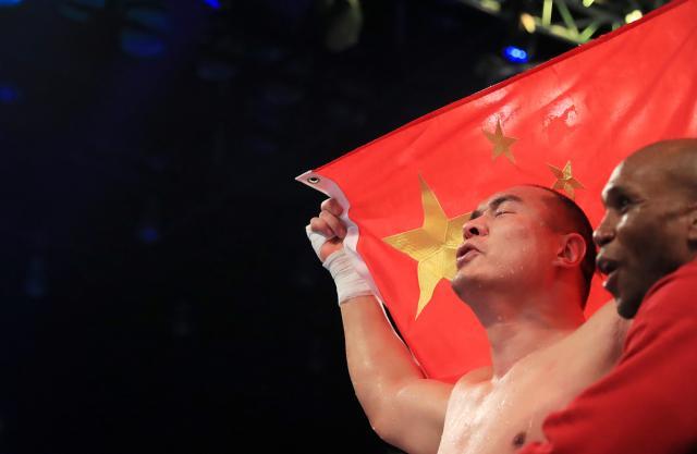 APP 下载-重量级过渡拳王张志磊：独自上场杀出血路的勇士